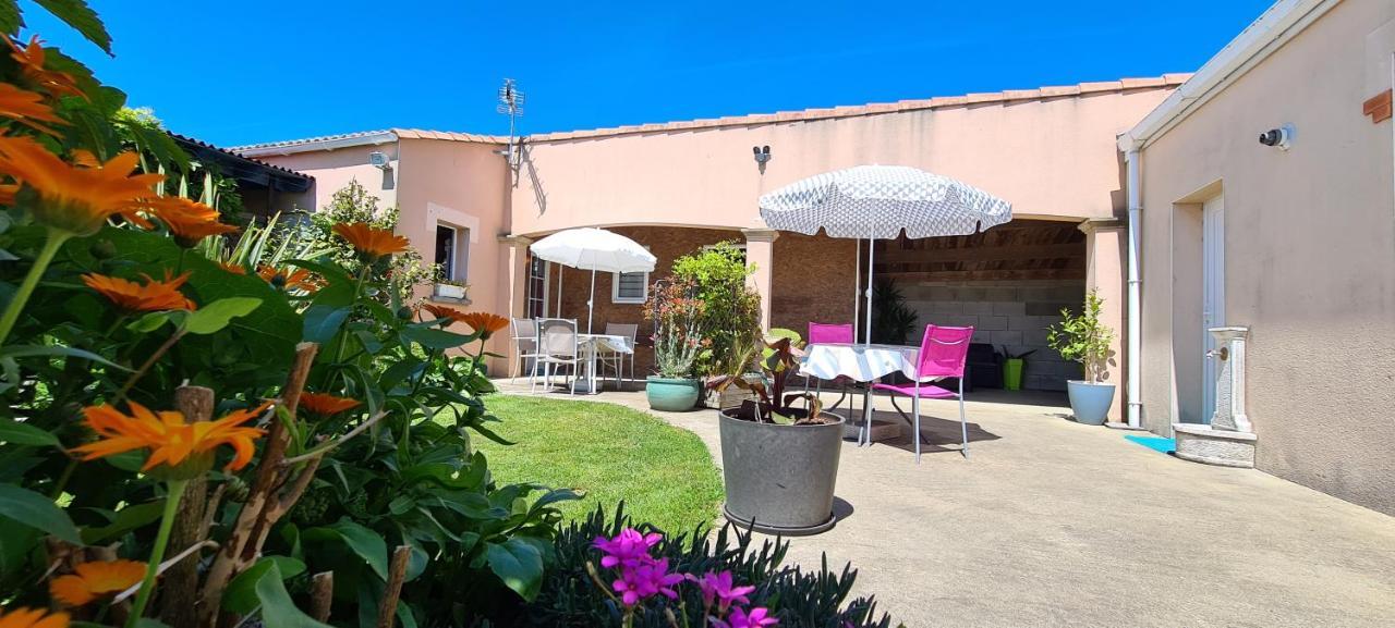 Studio Le Pavachon, Piscine Familiale Chauffee - A 3 Min Du Puy Du Fou Les Epesses Exterior photo